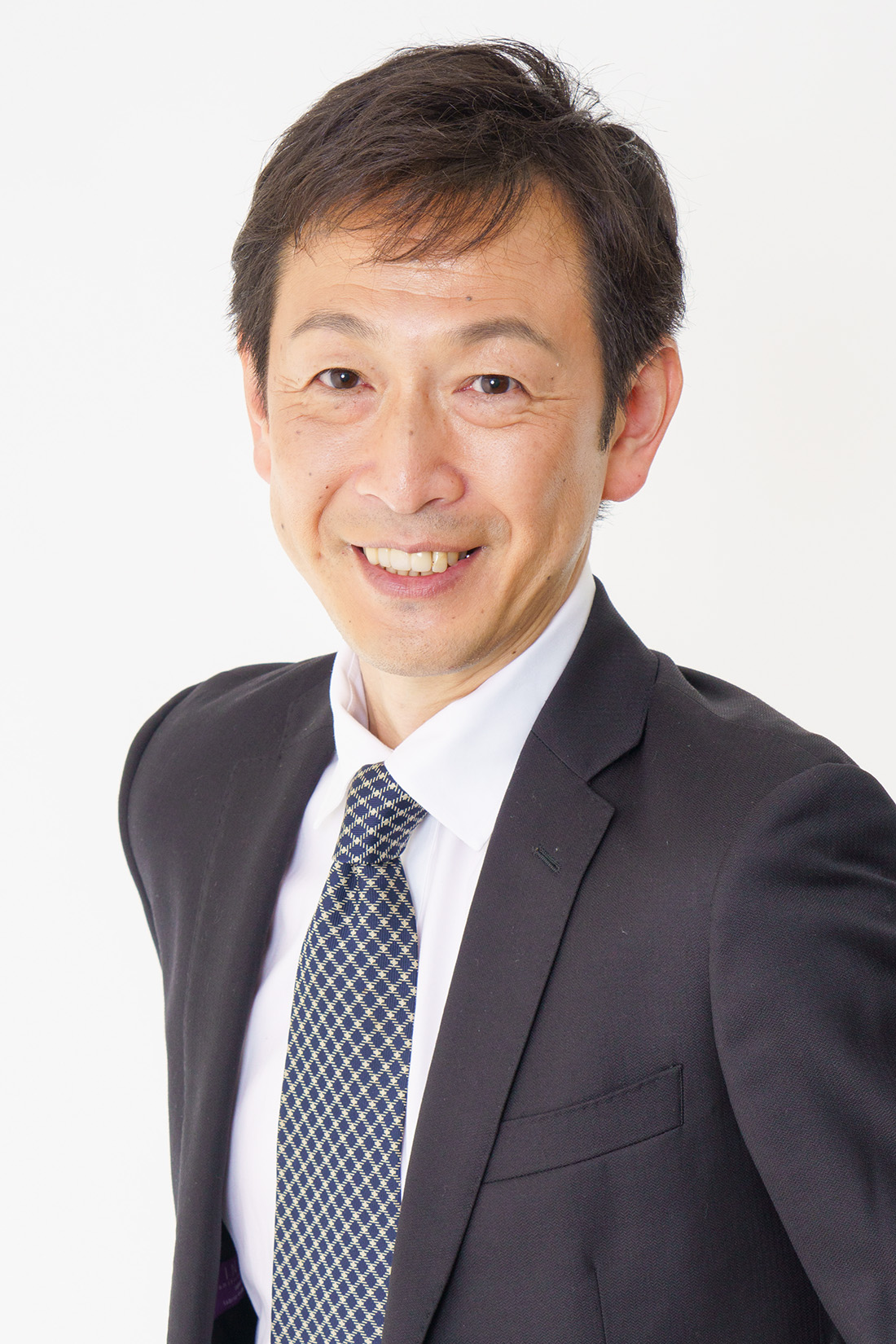横山 朋也